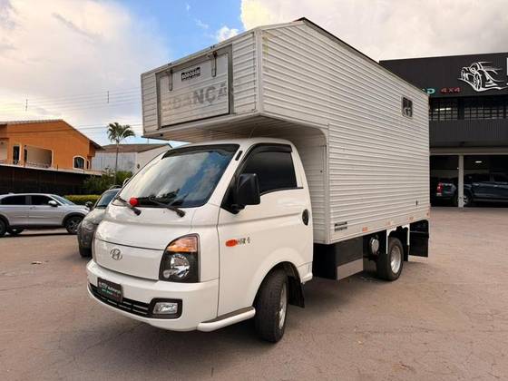 HYUNDAI HR 2.5 LONGO SEM CAÇAMBA 4X2 16V 130CV TURBO INTERCOOLER DIESEL 2P MANUAL